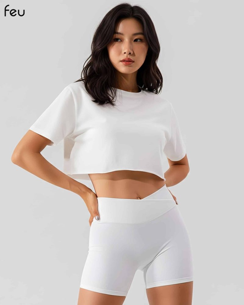 Momentum Crop Top
